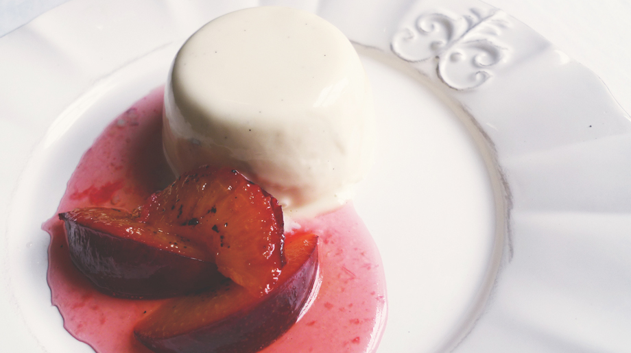Buttermilk panna cotta with roast plums
